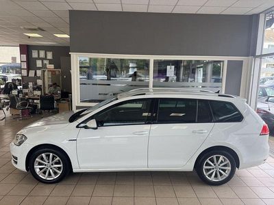 Weiß Gebraucht 2017 VW Golf VII LOUNGE Kombi | 8.990 € (Fairer Preis)
