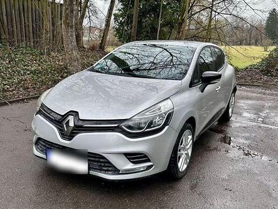 Usata Renault Clio IV LIMITED 90 CV (66 kW) 2016 Argento Utilitaria