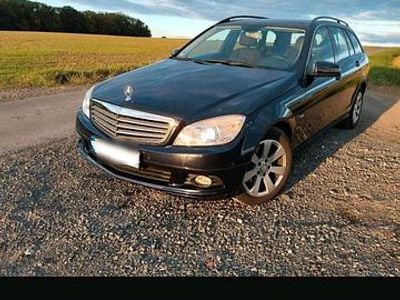 Gebraucht Mercedes 220 170 PS (125 kW) 2010 Blau Kombi