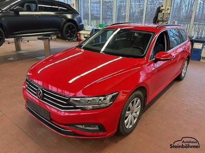 Tornadorot (rot) Gebraucht 2023 VW Passat Business Kombi | 22.740 € (Guter Preis)
