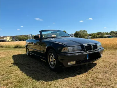 Gebraucht BMW 318 116 PS (85 kW) 1995 Schwarz Cabrio