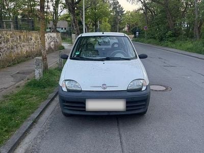 Begagnad Fiat Seicento 54 HK (39 kW) 2006 Vit Halvkombi