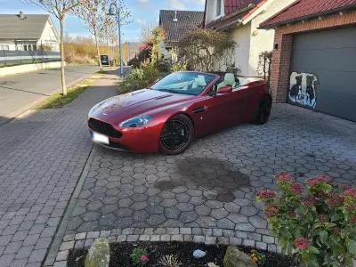 Second-hand Aston Martin V8 Vantage 385 CP (283 kW) 2008 Roșu Cabrio