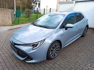 Gebraucht Toyota Corolla Team 122 PS (89 kW) 2021 Grau Limousine