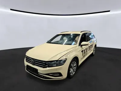 Gebraucht VW Passat Business 150 PS (110 kW) 2023 Beige Kombi