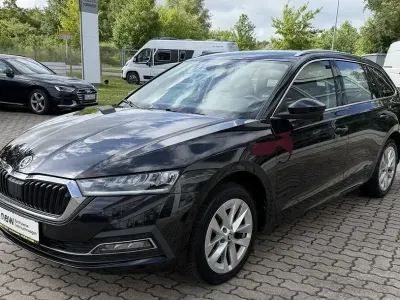 Gebraucht Skoda Octavia First Edition 150 PS (110 kW) 2021 Schwarz Kombi