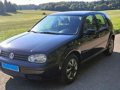 Schwarz Gebraucht 2000 VW Golf IV Edition Limousine | 3.200 € (Teuer)