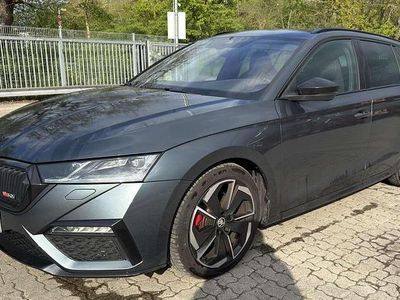 Gebraucht Skoda Octavia First Edition 200 PS (147 kW) 2020 Grau Kombi