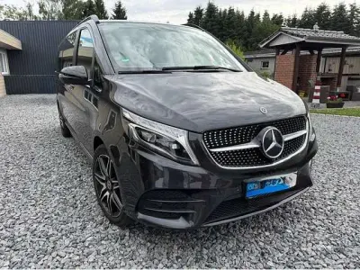 Gebraucht Mercedes V300 AMG 237 PS (174 kW) 2022 Lackfarbe graphitgrau Van / Kleinbus