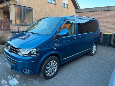 Second-hand VW T5 Highline 180 CP (132 kW) 2011 Albastru Van