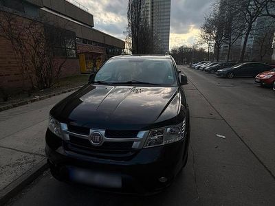 Gebraucht Fiat Freemont 141 PS (103 kW) 2012 Schwarz SUV