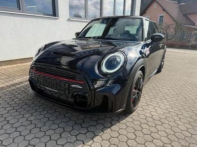 Gebraucht Mini John Cooper Works Hatch 231 PS (169 kW) 2022 Schwarz Kleinwagen