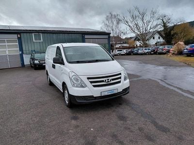 Gebraucht Hyundai H-1 136 PS (100 kW) 2014 Weiß Van / Kleinbus