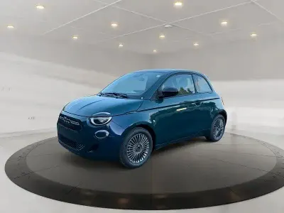 Neu Fiat 500 Icon 65 PS (47 kW) 2026 Grün
