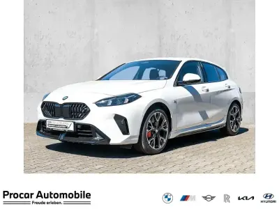 Gebraucht BMW 120 M Sport 156 PS (114 kW) 2025 Alpinweiss iii Kleinwagen