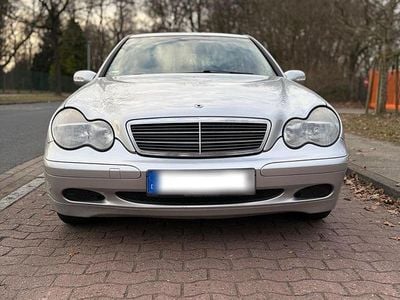 Gebraucht Mercedes C200 116 PS (85 kW) 2003 Silber Limousine