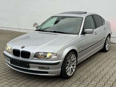 gebraucht BMW 325 325 i Automatik LEDER XENON SD