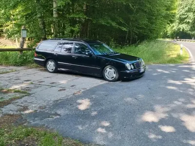 Gebraucht Mercedes 320 197 PS (144 kW) 2001 Schwarz Kombi