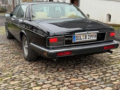 Gebraucht Jaguar XJ40 222 PS (163 kW) 1990 Schwarz Limousine