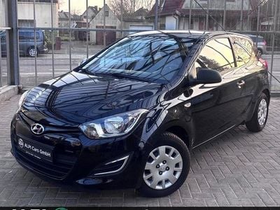 Gebraucht Hyundai i20 Edition 86 PS (63 kW) 2014 Schwarz Kleinwagen