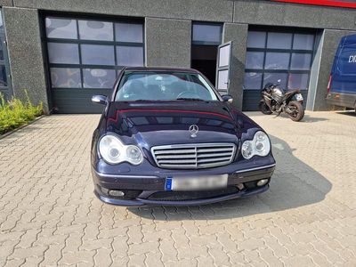 Mercedes C200