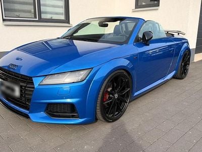 Usata Audi TT Roadster Competition 230 CV (169 kW) 2018 Blu Cabrio