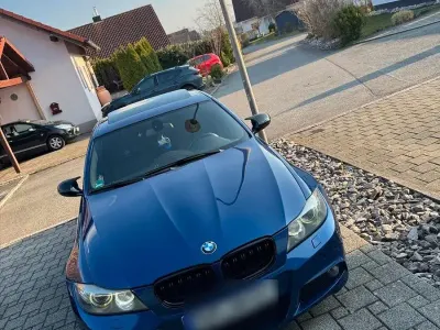 Second-hand BMW 330 M Sport 272 CP (200 kW) 2009 Albastru Berlinǎ