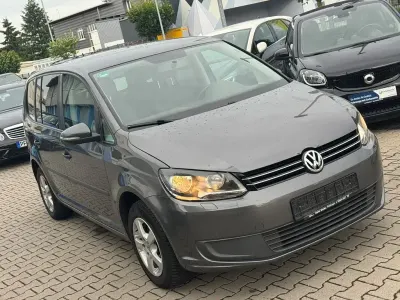 Gebraucht VW Touran Trendline 105 PS (77 kW) 2011 Grau Van / Kleinbus
