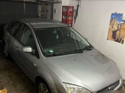 gebraucht Ford Focus MK 1.6