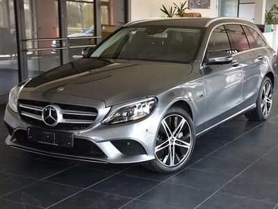 Używany Mercedes C300e Avantgarde 194 KM (142 kW) 2020 Szary Sedan/Limuzyna