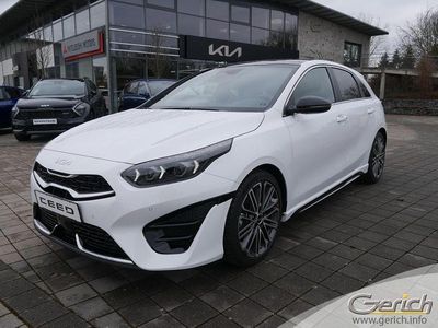 Neu Kia Ceed GT GT-Line 140 PS (102 kW) 2025 Deluxeweiss metallic Limousine