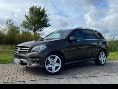 Gebraucht Mercedes ML350 258 PS (189 kW) 2012 Braun SUV
