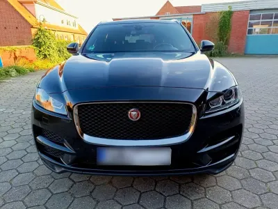 Gebraucht Jaguar F-Pace Prestige 180 PS (132 kW) 2017 Schwarz SUV