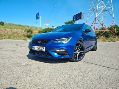 Gebraucht Seat Leon 4Drive 300 PS (220 kW) 2019 Blau Limousine