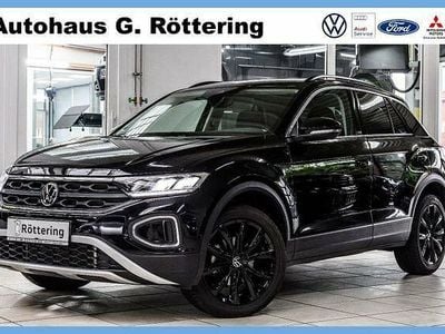 Second-hand VW T-Roc Move 150 CP (110 kW) 2023 Negru SUV