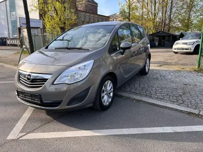 Usata Opel Meriva Active 120 CV (88 kW) 2013 Beige Monovolume