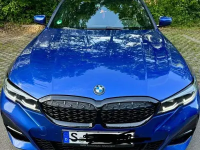 Gebraucht BMW 330 M Sport 258 PS (189 kW) 2019 Blau Limousine