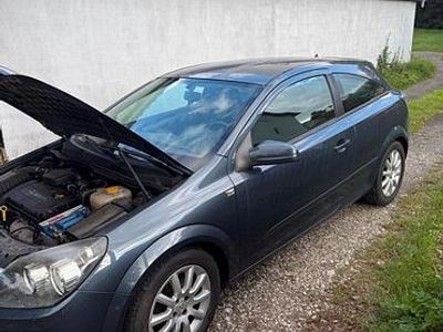 Opel Astra GTC