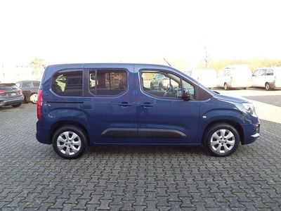 Usata Opel Combo Life Elegance 131 CV (96 kW) 2022 Blu Monovolume