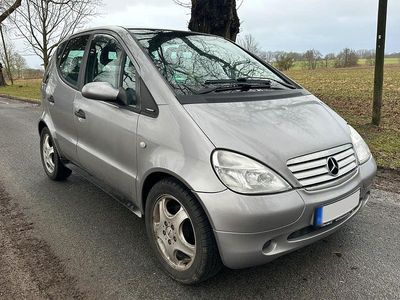 Gebraucht Mercedes A190 125 PS (91 kW) 2001 Silber Kleinwagen