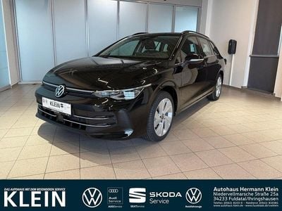 Schwarz Neu 2025 VW Golf VIII Style Kombi | 46.890 € (Teuer)