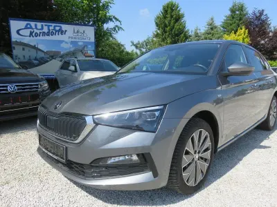 Occasion Skoda Scala Ambition 110 ch (80 kW) 2022 Gris Citadine