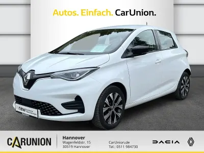 Gebraucht Renault Zoe 80 kW (109 PS) 2022 Arktis weiß Kleinwagen