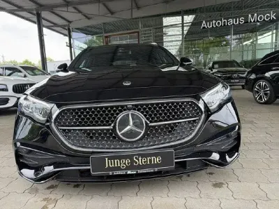 Używany Mercedes E220 Advanced 197 KM (144 kW) 2025 Czarny Kombi