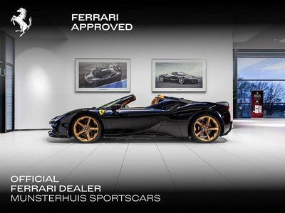 Usata Ferrari SF90 999 CV (734 kW) 2025 Blu Cabrio