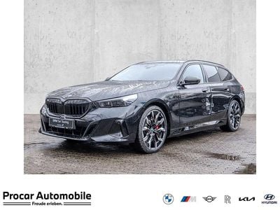 Neu BMW 550e M Sport 313 PS (230 kW) 2025 Schwarz Kombi