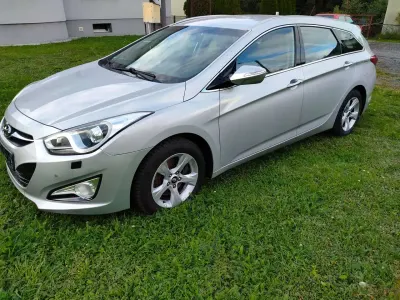 Gebraucht Hyundai i40 136 PS (100 kW) 2013 Silber Kombi