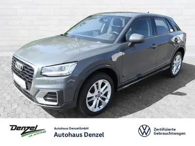 Gebraucht Audi Q2 Design 150 PS (110 kW) 2017 Grau SUV
