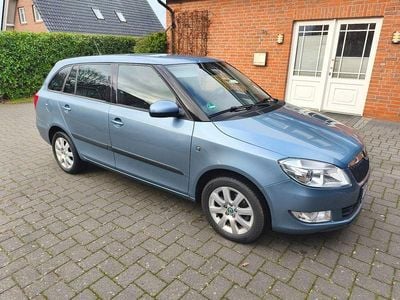 Gebraucht Skoda Fabia Elegance 105 PS (77 kW) 2012 Blau Kombi