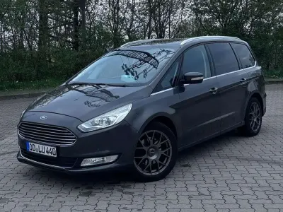 Gebraucht Ford Galaxy Trend 150 PS (110 kW) 2019 Grau Van / Kleinbus